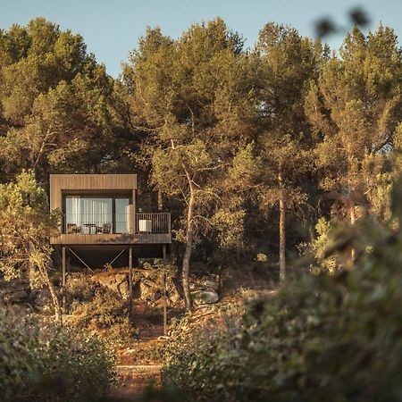 Les Cabanes De L'Oller Del Mas Manresa Exterior foto